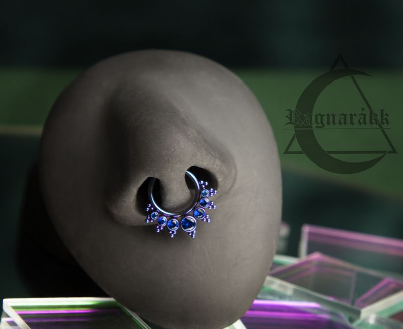 Empress Lana Hue Dized Hinged Ring 