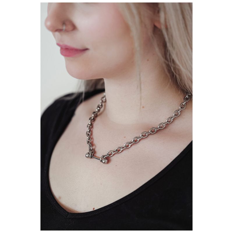  Barbell Necklace Black