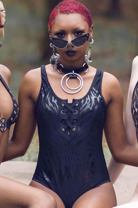 Main Image Depths Of Hell One Piece