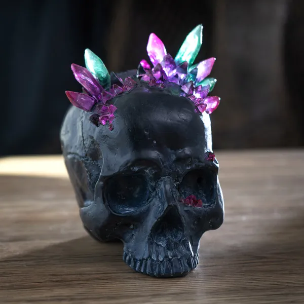 Hovedbilde Black Skull With Crystals 