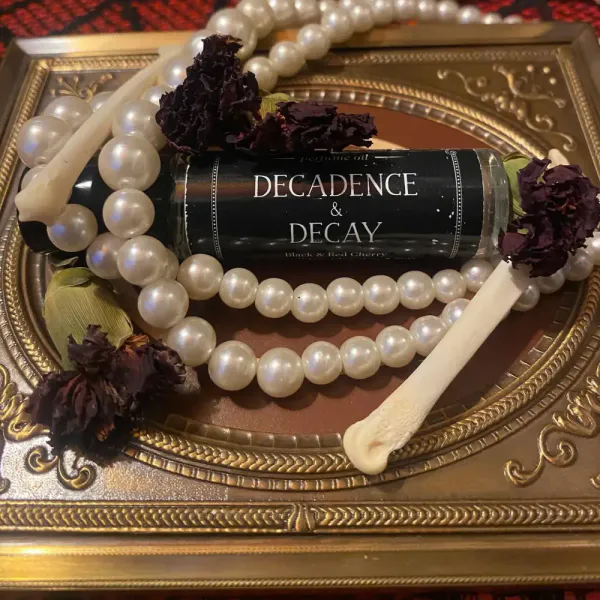 Hovedbilde Decadence and Decay Perfume ...